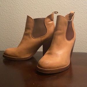 Light brown boots